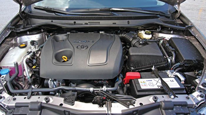 Ο 1.400άρης diesel κινητήρας του Auris έχει επαρκή δύναμη για όλες τις περιπτώσεις, καίει λίγο και δεν εκπέμπει πολύ. Είναι ο πιο ταιριαστός κινητήρας για το μοντέλο. 