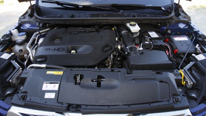 Δίλιτρος turbo diesel κινητήρας με απόδοση 181 ίππων με 400 Nm ροπής για το Peugeot 308 GT.