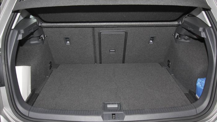 Το VW Golf διαθέτει το μεγαλύτερο πορτ-μπαγκάζ. Ωστόσο, η διαφορά των μοντέλων είναι μόλις 20 λίτρα.