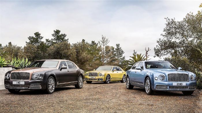 Την έκθεση της Γενεύης επιλέγει η Bentley για να παρουσιάσει τις ανανεωμένες εκδοχές των Mulsanne και Mulsanne Speed, αλλά και τη νέα έκδοση με μακρύ μεταξόνιο (EWB). Την έκθεση της Γενεύης επιλέγει η Bentley για να παρουσιάσει τις ανανεωμένες εκδοχές των Mulsanne και Mulsanne Speed, αλλά και τη νέα έκδοση με μακρύ μεταξόνιο (EWB).