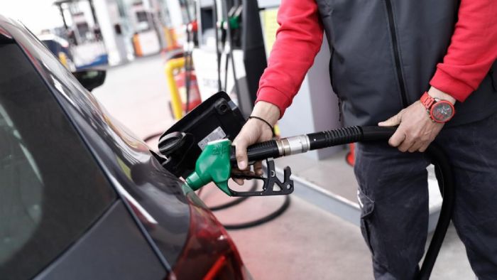 Fuel Pass: Tα ΑΦΜ που υποβάλλουν σήμερα (29/4) αίτηση επιδότησης 