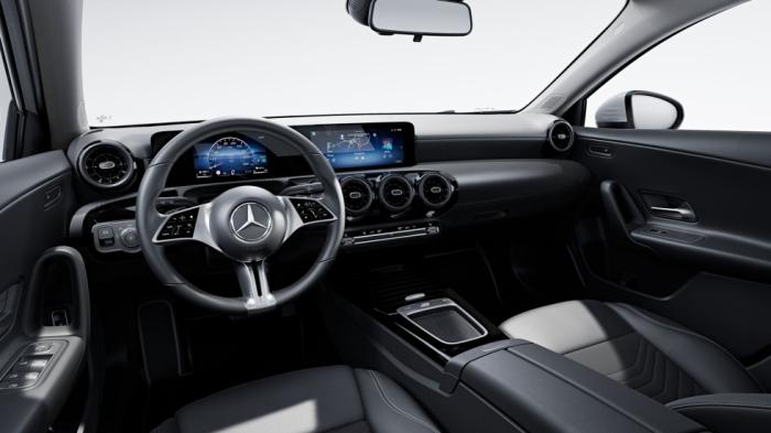 Στη νέα έκδοση Style της A-Class δεσπόζει η μεγάλη οθόνη αφής 10,25 ιντσών για το σύστημα ψυχαγωγίας και ενημέρωσης MBUX.