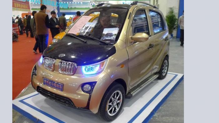 Το JMW2200 όσο και αν θες δεν μπορείς να το μπερδέψεις με BMW i3.