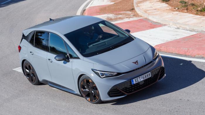 H CUPRA είναι πλέον μια ανεξάρτητη φίρμα, που έχει αποκλειστικά δικά της μοντέλα.
Ένα από αυτά είναι το αμιγώς ηλεκτρικό Born με τους 204 ίππους, H CUPRA είναι πλέον μια ανεξάρτητη φίρμα, που έχει αποκλειστικά δικά της μοντέλα.
Ένα από αυτά είναι το αμιγώς ηλεκτρικό Born με τους 204 ίππους,