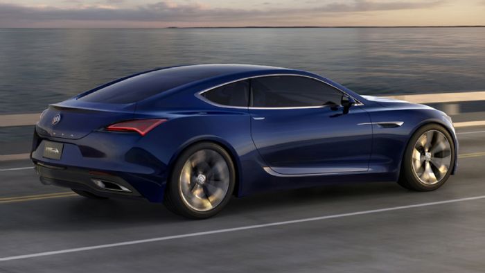 Εντυπωσιακός coupe σχεδιασμός και LED φώτα. 