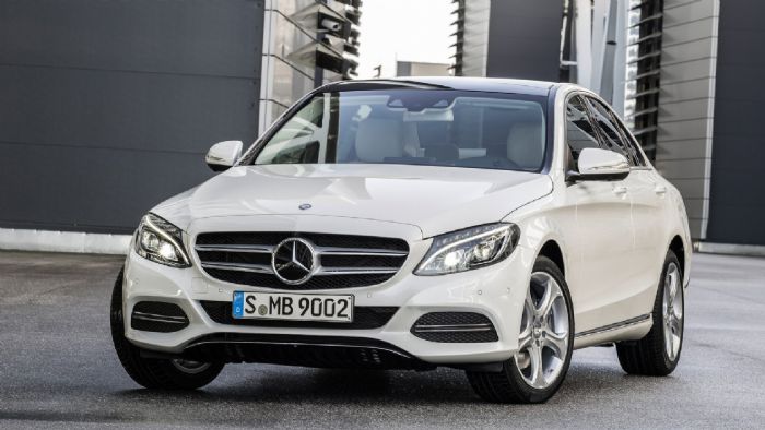 Το 1.600άρι turbo μοτέρ της C 160 αποδίδει 129 ίππους και 210 Nm και της επιτρέπει να κάνει το 0-100 χλμ./ώρα σε 9,6 δλ., να έχει κατανάλωση 5.2 λτ./100 χλμ. και να εκπέμπει 120 γρ./χλμ. CO2.