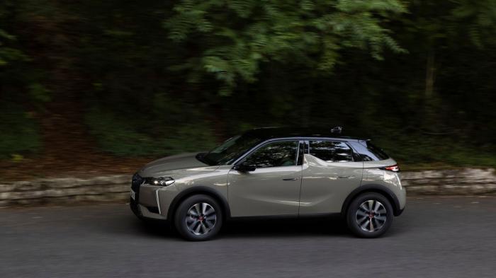 Πιστό στο diesel παραμένει το DS3, που λανσάρεται με τον 1,5 BlueHDi πετρελαιοκινητήρα των 130 ίππων. Πιστό στο diesel παραμένει το DS3, που λανσάρεται με τον 1,5 BlueHDi πετρελαιοκινητήρα των 130 ίππων.
