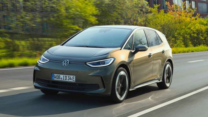 VW ID.3 Pure: Από 29.500 ευρώ, φορτίζει στο μισάωρο VW ID.3 Pure: Από 29.500 ευρώ, φορτίζει στο μισάωρο