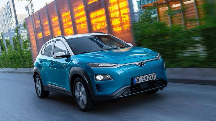 Το Hyundai Kona Electric κάνει προσιτό στο ευρύ κοινό το ηλεκτρικό μέλλον της αυτοκίνησης διατηρώντας στο ακέραιο τον τολμηρό, πρακτικό και ικανό SUV χαρακτήρα του. Τι αυτονομία έχει και σε τι αποδόσε Το Hyundai Kona Electric κάνει προσιτό στο ευρύ κοινό το ηλεκτρικό μέλλον της αυτοκίνησης διατηρώντας στο ακέραιο τον τολμηρό, πρακτικό και ικανό SUV χαρακτήρα του. Τι αυτονομία έχει και σε τι αποδόσε