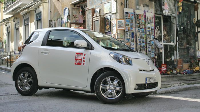 Το iQ πέρα από την πρακτικότητα που προσφέρει, λόγω των compact διαστάσεων, είναι αρεστό και στο ευρύ κοινό, με την φουτουριστική του εμφάνιση. Το iQ πέρα από την πρακτικότητα που προσφέρει, λόγω των compact διαστάσεων, είναι αρεστό και στο ευρύ κοινό, με την φουτουριστική του εμφάνιση.