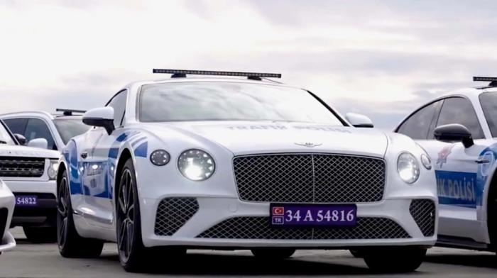 Ομάδα Σίγμα στην Τουρκία με Ferrari και Bentley (+video) Ομάδα Σίγμα στην Τουρκία με Ferrari και Bentley (+video)