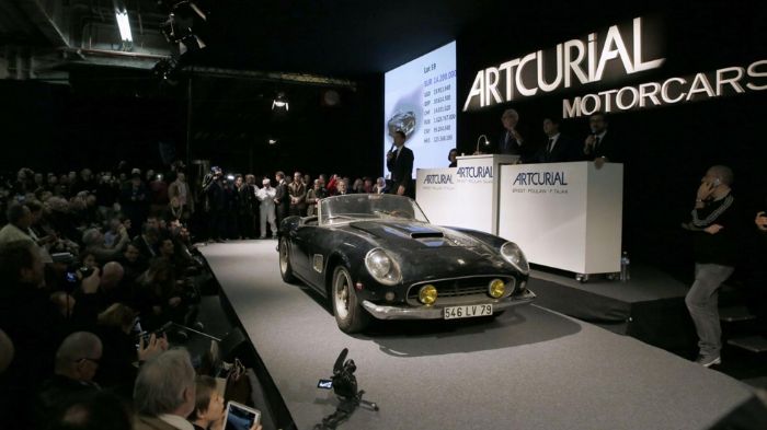Πιάνοντας τα 16,3 εκ. ευρώ, η Ferrari 250 SWB California Spyder του 1961 αποτελεί το 5ο ακριβότερο όχημα όλων των εποχών.