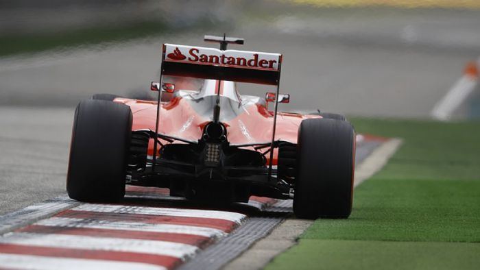 Με πρωτοπόρο τον Kimi Raikkonen ολοκληρώθηκαν τα περάσματα των ελεύθερων δοκιμαστικών. Δείτε τον πίνακα κατάταξης. Με πρωτοπόρο τον Kimi Raikkonen ολοκληρώθηκαν τα περάσματα των ελεύθερων δοκιμαστικών. Δείτε τον πίνακα κατάταξης.