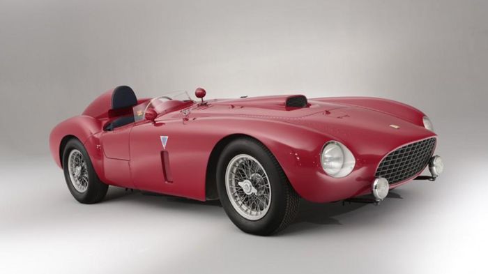Η εξαιρετικά σπάνια Ferrari 375-Plus του 1954 πουλήθηκε αντί του ποσού των 13,7 εκ. ευρώ, σε μία δημοπρασία των Bonhams.