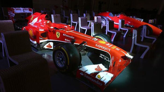 H Ferrari έδωσε τη δυνατότητα -μέσω ψηφοφορίας- να επιλέξουν οι φίλοι της ομάδας ανάμεσα στα ονόματα F14T, F14 Maranello, F14 Scuderia, F166 Turbo και F161.