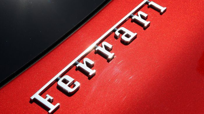 Η ανεξαρτητοποίηση της Ferrari θα γίνει μέσω της δημόσιας διάθεσης του 10% των μετοχών της, με τις υπόλοιπες πάντως να παραμένουν στα χέρια των μετόχων του FCA.
