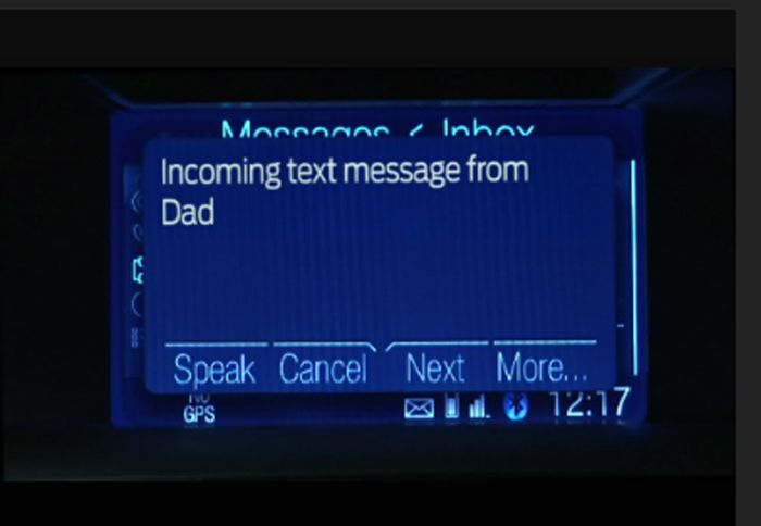 Σύστημα που διαβάζει τα SMS για χάρη του οδηγού θα εξελίξει η Ford.