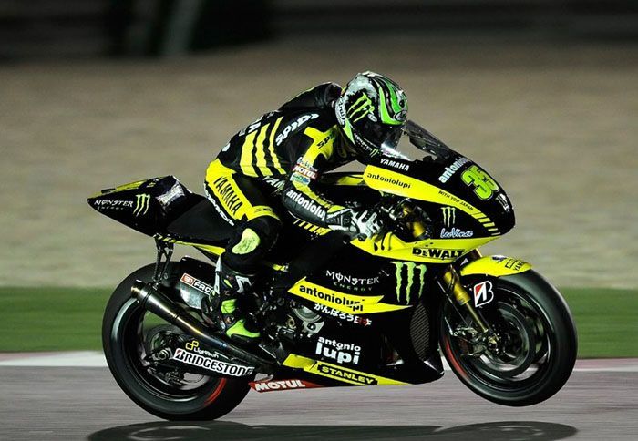 H εργοστασιακή ομάδα της Ducati ενδιαφέρεται για το Βρετανό αναβάτη.
