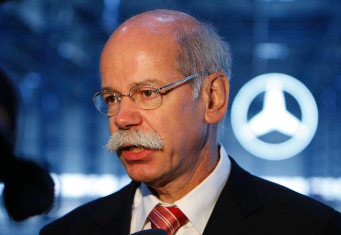 O καθηγητής D.Zetsche, το αφεντικό της Mercedes επιβεβαίωσε την πιθανότητα εκτεταμένης συνεργασίας με τη Renault και για premium μοντέλο, στο άμεσο μέλλον. 