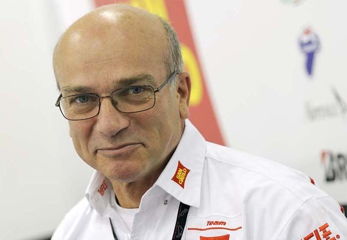 Ο Max Biaggi βρήκε τελικά αρχιμηχανικό και θα επιστρέψει πάλι δυναμικά στο «παιχνίδι» με τα CRT.
