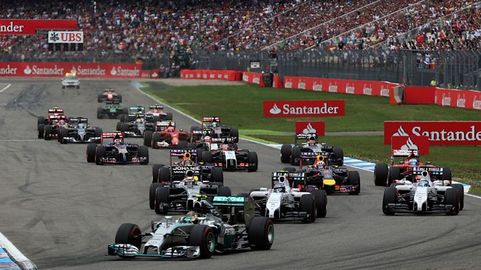 O Rosberg εκκίνησε πρώτος και παρέμεινε εκεί δίχως πρόβλημα καθόλη τη διάρκεια του GP, όπως άλλωστε μαρτυρά και η διαφορά των 20.7 δλ. από τον 2ο Bottas.