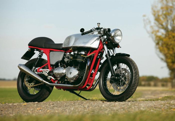 O κινητήρας του Gilson Type 1 θα εφοδιάζεται από τα stock της Triumph.
