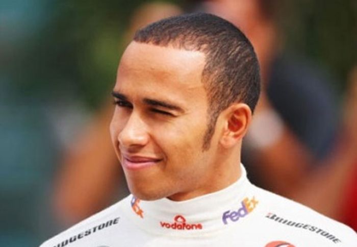Ο Lewis Hamilton νιώθει πολύ ικανοποιημένος από την απόδοσή του και της ομάδας του.
