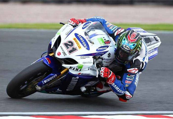 ¶σχημα ξεκίνησαν τα πρώτα τεστ για τα SuperBike στο Philip Island, αφού σημείωσε πτώση και τραυματισμό ο John Hopkins.
