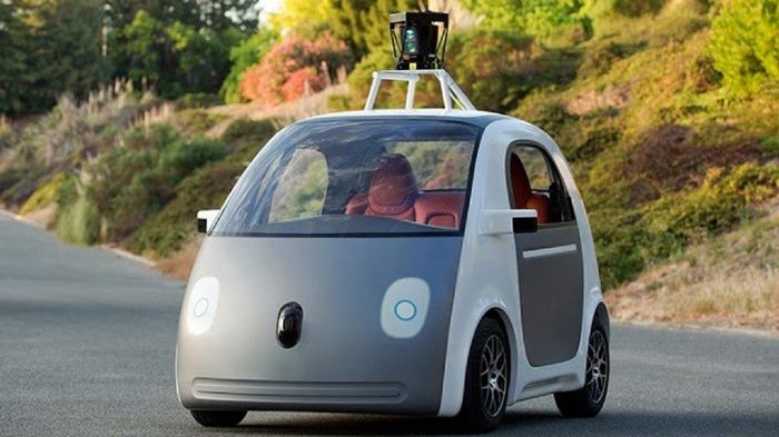 Η Google έκανε το επόμενο βήμα στην υπόθεση «αυτό-οδηγούμενα» οχήματα, παρουσιάζοντας το δικό της πρωτότυπο όχημα.
