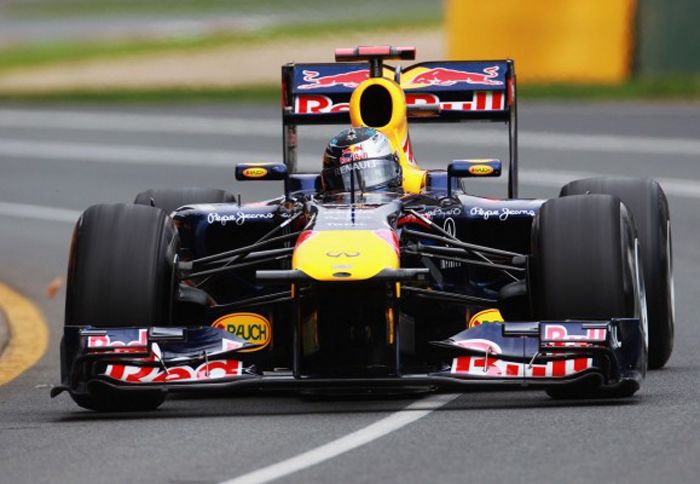 H Red Bull βρίσκεται στην κορυφή της βαθμολογίας των κατασκευαστών με 518 βαθμούς. H Red Bull βρίσκεται στην κορυφή της βαθμολογίας των κατασκευαστών με 518 βαθμούς.
