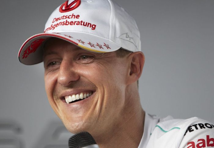 Απογοητευμένος ο Michael Schumacher για τον αγώνα του στο Μόντρεαλ, ωστόσο δε φάνηκε να χάνει τη πίστη του στην ομάδα.