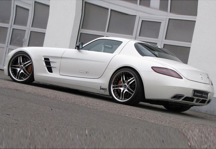 Η βελτίωση της Mercedes-Benz SLS AMG από την εταιρεία Senner Tuning κοστίζει 19.500 ευρώ.