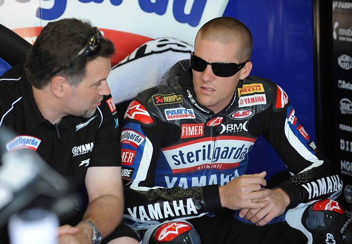 Φεύγει ο Ben Spies από την εργοστασιακή Yamaha, χωρίς να αναφέρει κάποιο συγκεκριμένο λόγο.