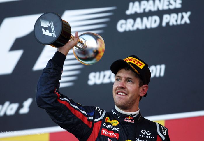 Ο Sebastian Vettel είναι εκ νέου ο πρωταθλητής της F1, μπαίνοντας, έτσι, στο πάνθεον του θεσμού. Ο Sebastian Vettel είναι εκ νέου ο πρωταθλητής της F1, μπαίνοντας, έτσι, στο πάνθεον του θεσμού.