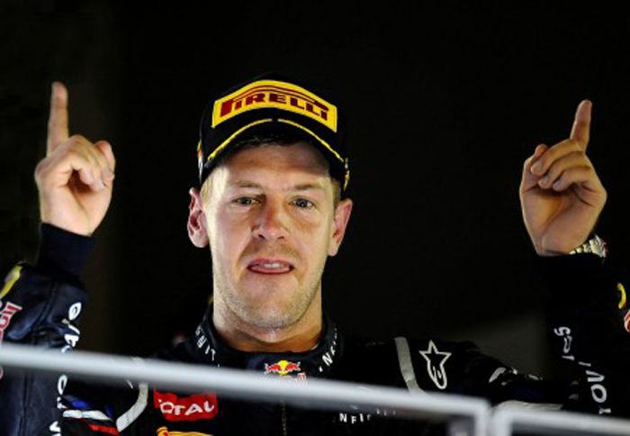 Sebastian Vettel: Νικητής του νυχτερινού αγώνα Σιγκαπούρης 2012.