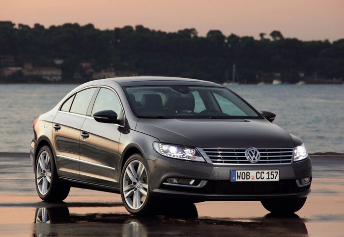 To Volkswagen CC 2012 έχει νέα εμφάνιση με αρκετές στιλιστικές αλλαγές.