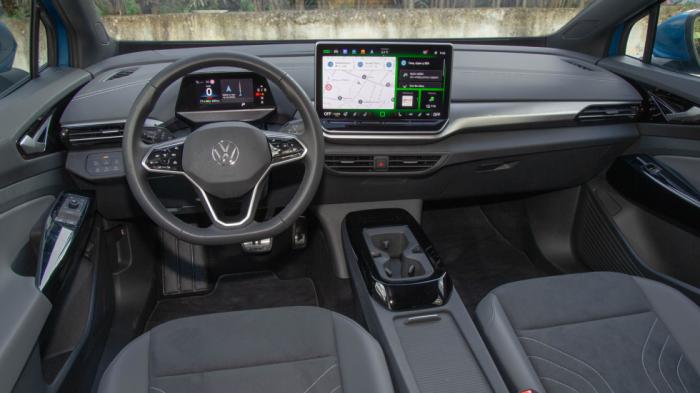 Η πρόσφατη ανανέωση του Volkswagen ID.4 Pro έφερε το νέο Digital Cockpit με κεντρική οθόνη 12,9 ιντσών και μετατόπισε το μοχλοδιακόπτη για την επιλογή κίνησης πλέον πίσω από το τιμόνι (ήταν δίπλα στον Η πρόσφατη ανανέωση του Volkswagen ID.4 Pro έφερε το νέο Digital Cockpit με κεντρική οθόνη 12,9 ιντσών και μετατόπισε το μοχλοδιακόπτη για την επιλογή κίνησης πλέον πίσω από το τιμόνι (ήταν δίπλα στον