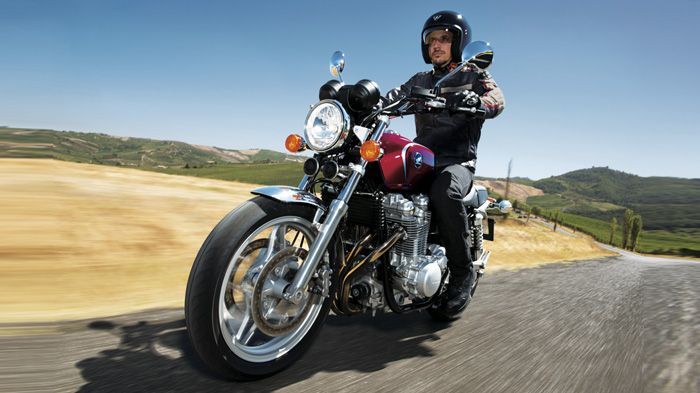 Στη χώρα μας είναι πλέον διαθέσιμο το CB1100 μέσω της επίσημης αντιπροσωπείας της Honda, Σαρακάκης Α.Ε.