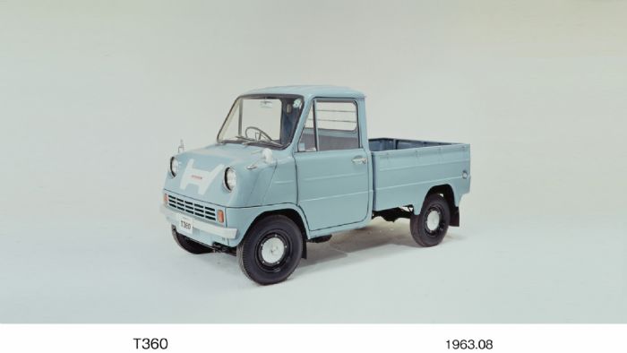 Η Honda άρχισε να κατασκευάζει αυτοκίνητα το 1963 με το T360 mini-truck.