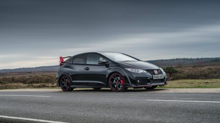 To νέο Honda Civic Type-R Black Edition 