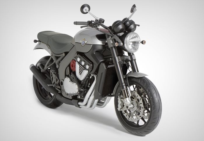 Ύστερα από μία μακρά περίοδο αναμονής η Horex VR6 των 200 ίππων θα ξεκινήσει την παραγωγή του VR6 στο νέο της εργοστάσιο στη Γερμανία.