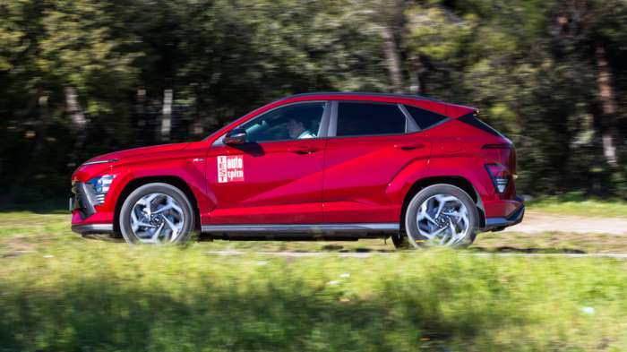 Στο sport mode, το Kona έχει το πιο γρήγορο 0-100 χλμ./ώρα και κορυφαίες ενδιάμεσες επιταχύνσεις ανάμεσα στα υπόλοιπα χειροκίνητα μοντέλα της κατηγορίας Στο sport mode, το Kona έχει το πιο γρήγορο 0-100 χλμ./ώρα και κορυφαίες ενδιάμεσες επιταχύνσεις ανάμεσα στα υπόλοιπα χειροκίνητα μοντέλα της κατηγορίας