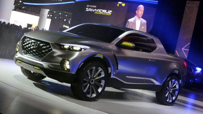Στη Διεθνή Έκθεση NAIAS 2015 του Ντιτρόιτ, η Hyundai παρουσίασε ένα πρωτότυπο Pick-Up με την ονομασία HCD-15 Santa Cruz.