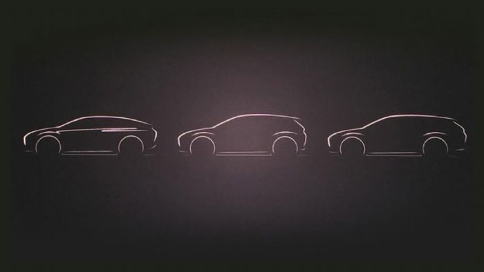 Κατά τη διάρκεια της παρουσίασης του νέου Hyundai i30 στη Γερμανία, ο επικεφαλής σχεδίασης της εταιρείας, Peter Schreyer, έδειξε ένα σλάιντ στο οποίο απεικονίζονταν τρία μοντέλα που πρόκειται να στηριχθούν στο νέο i30.