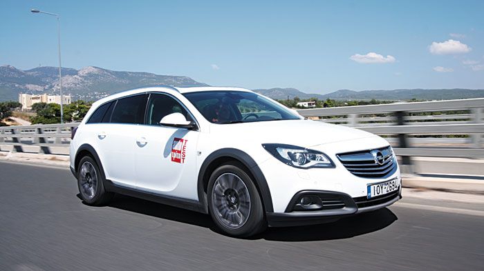 Το Opel Insignia Country Tourer συνδυάζει την κομψότητα ενός καλοσχεδιασμένου στέισον με τον δυναμισμό ενός crossover.