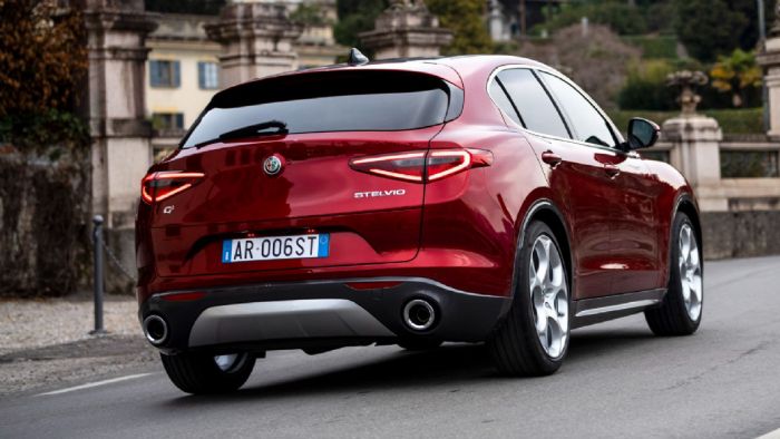 Alfa Romeo: «Στo στόχαστρό μας η X5, η X6 και η 7άρα της BMW» Alfa Romeo: «Στo στόχαστρό μας η X5, η X6 και η 7άρα της BMW»