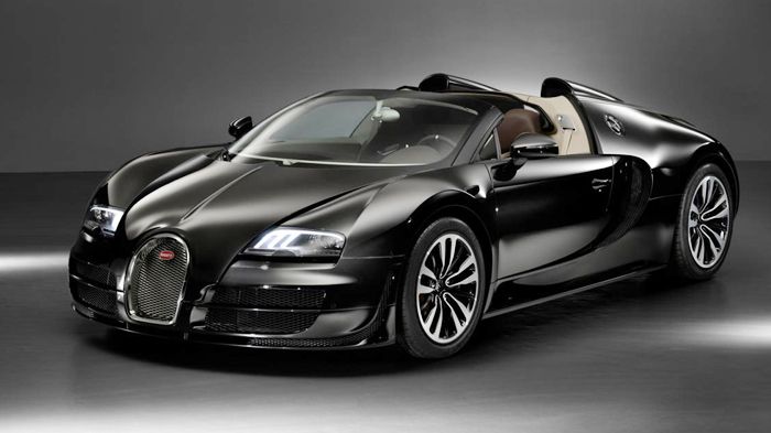 H Veyron Grand Sport Vitesse Jean Bugatti είναι κατασκευασμένη προς τιμήν του γιού του ιδρυτή και σχεδιαστή της θρυλικής 57SC Atlantic, Jean Bugatti.