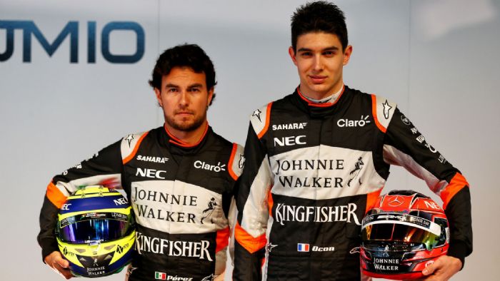 Ο Sergio Perez και ο νέος team-mate, Esteban Ocon, μας έδειξαν το μονοθέσιο με τον κινητήρα της Mercedes, στην πίστα του Silverstone που βρίσκεται κοντά στο εργοστάσιο της Force India. 