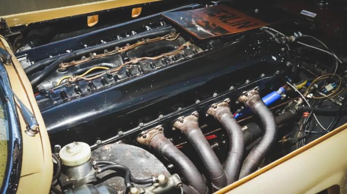 O V12 κινητήρας Merlin σχεδιασμένος από την Rolls Royce, ήταν 27.000 κυβικά εκατοστά!