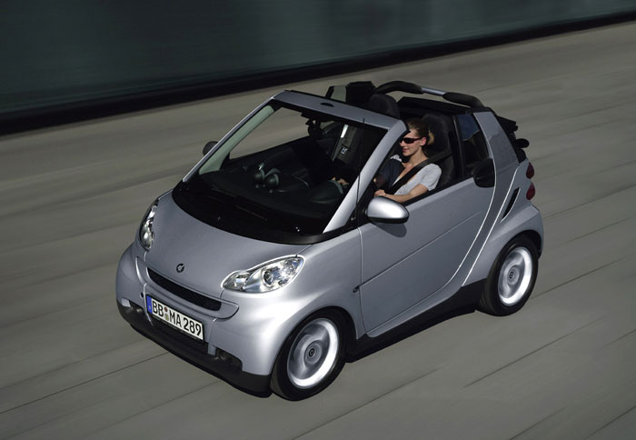 Fiat 500C vs Smart Coupe Cabrio.